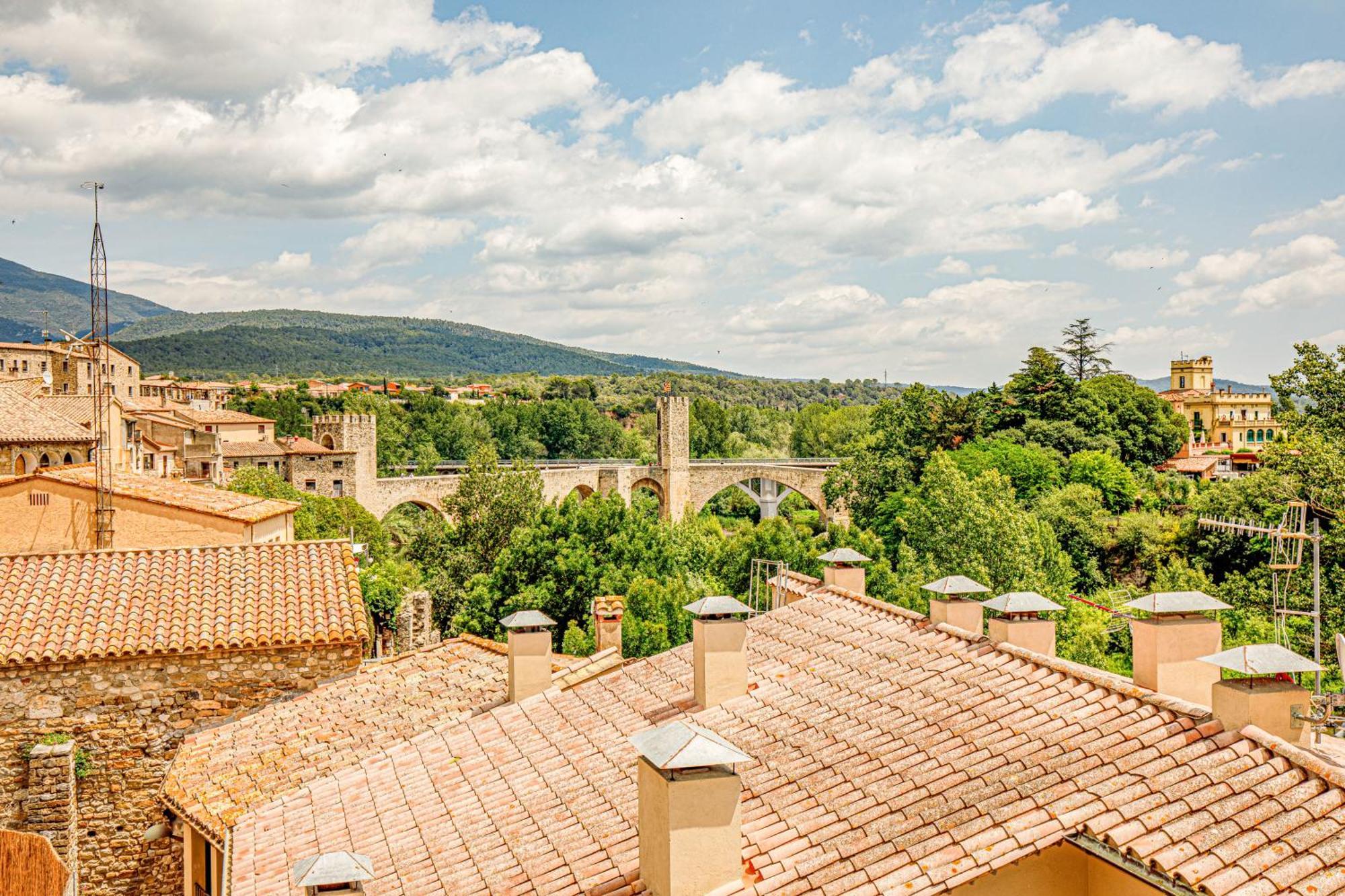 Abadia Mirador The Best Panoramic Views Besalú Extérieur photo